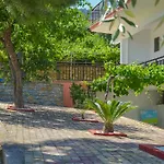 Assos Apartman Kínira