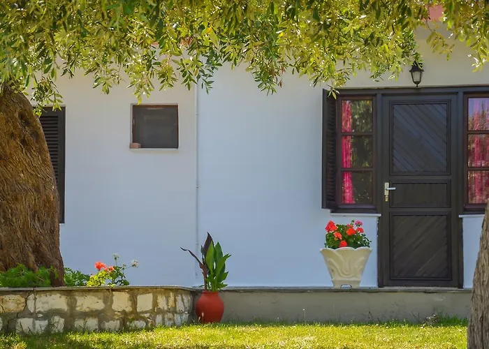 Assos Apartmán Koinira