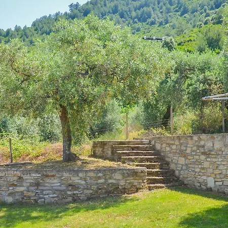 Apartman Assos Kínira