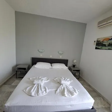 Apartament Assos *