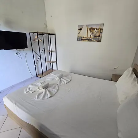 Apartament Assos *