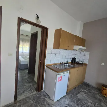 Assos Apartament Koinira