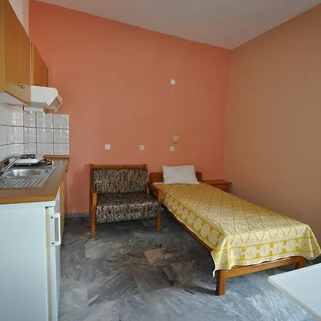 Apartament Assos Koinira